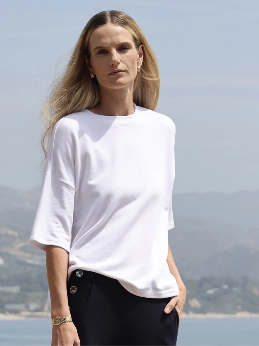 Bleusalt Everyday Soft oversized White Short Sleeve Tee size 5 (Size 1x)